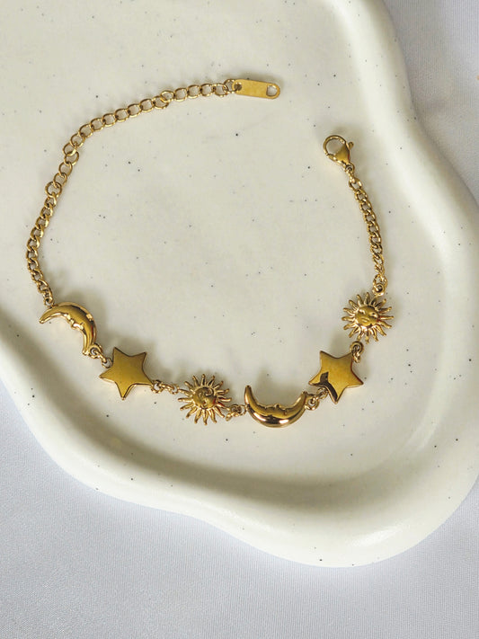 Nelisa Charm Bracelet